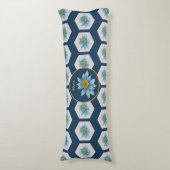 Coussins Longs Monogramme de Motif de Lily géométrique japonais (Devant (Vertical))