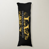 Coussins Longs Monogramme moderne en noir et or (Devant (Vertical))