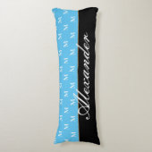 Coussins Longs Monogramme moderne Noir Bleu clair (Devant (Vertical))