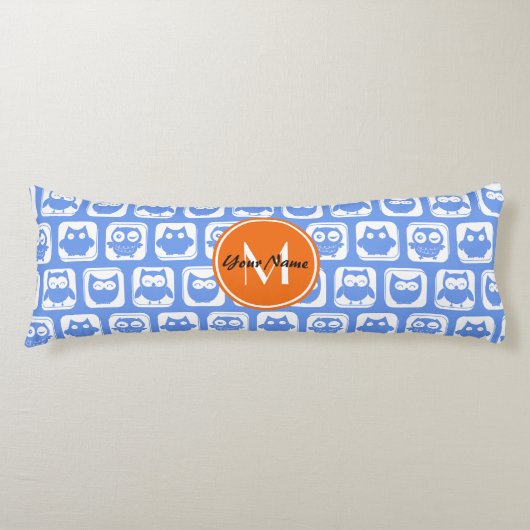 Coussins Longs Monogramme orange Nom personnalisé Chouettes bleue (Devant)