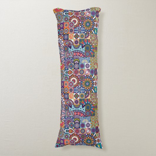 Coussins Longs Motif Mandala (Devant (Vertical))