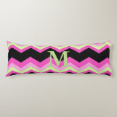 Coussins Longs motif moderne girly zigzag noir fuchsia chevron (Devant)
