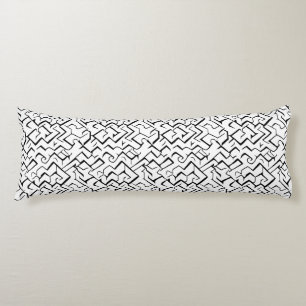 Coussins Longs Motif répété noir et blanc   Maze moderne
