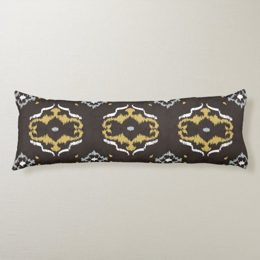 Coussins Longs Motif tribal chic jaune brun ikat (Devant)