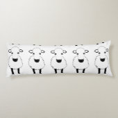 Coussins Longs Moutons, mignons et cudly, dans une rangée (Dos)