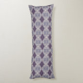 COUSSINS LONGS OREILLER CORPOREL EN MAILLE ARGYLE PRUNE (Dos (Vertical))