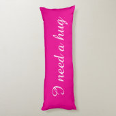 Coussins Longs Oreiller corporel rose avec texte personnalisé | J (Dos (Vertical))