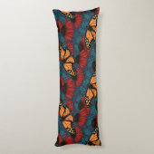 Coussins Longs Papillon monarque sur des fleurs rouges (Dos (Vertical))