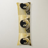 Coussins Longs pingouin de bébé (Devant (Vertical))