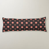 Coussins Longs Rose corail et pois roses sur marron (Dos)