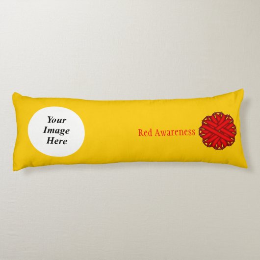 Coussins Longs Ruban à fleurs rouges Modèle par Kenneth Yoncich (Dos)