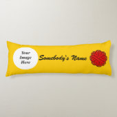 Coussins Longs Ruban à fleurs rouges Modèle par Kenneth Yoncich (Devant)