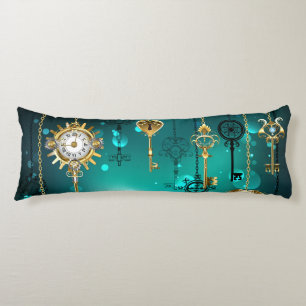 Coussins Longs Skeleton Keys on Green Background