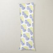 Coussins Longs Spiral tourbillons mehandi coeur drapeau ukrainien (Devant (Vertical))