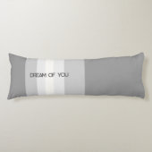 Coussins Longs Stripes and Words on Grey Gradient (Devant)