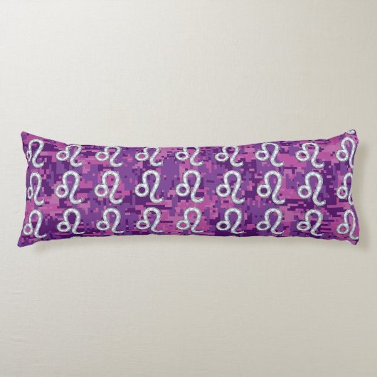 Coussins Longs Symbole Leo Zodiac sur Camo numérique Fuchsia rose (Devant)