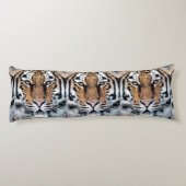 Coussins Longs Tiger regard visage dans Graphic Press Style (Dos)