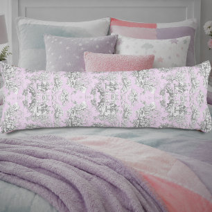 Coussins Longs Toile de Jouy fleurie rose vintage pour une baby s