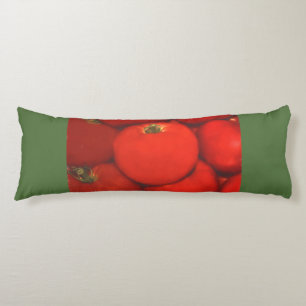 Coussins Longs Tomates de jardin à la maison rouge juteuse