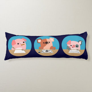 Coussins Longs Trois adorables cochons de dessin animé en oreille