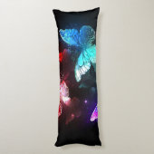 Coussins Longs Trois papillons brillants sur l'arrière - plan de  (Dos (Vertical))
