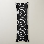 Coussins Longs ㋡ Tsu Kana Katakana Smiling Emoji / Emoticon (Dos (Vertical))