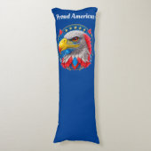 Coussins Longs Un aigle renversant (1) (Devant (Vertical))