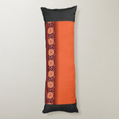 Coussins Longs un design d'un motif rouge et or (Dos (Vertical))