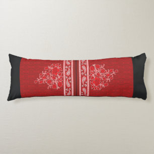 Coussins Longs un motif à croix avec fleurs rouges et vignes