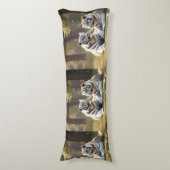 Coussins Longs White Tigers in Soft Forest Light – Elegant (Devant (Vertical))