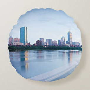 Coussins Ronds Baie arrière de Boston à travers Charles River