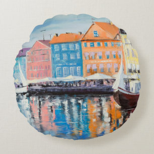 Coussins Ronds Copenhague dans un jour brillant, bâtiments coloré