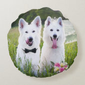Coussins Ronds Couple romantique de chiens qui se marient (Dos)