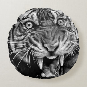 Coussins Ronds Croquis d'un tigre sauvage en noir et blanc, white
