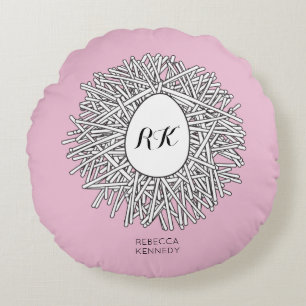 Coussins Ronds Cute Nid & Oeuf Initiales et nom personnalisés ros