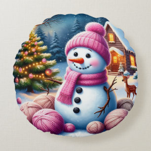 Coussins Ronds Joyeux bonhomme de neige par sapin de Noël dans un