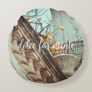 Coussins Ronds Lemon Tree et bâtiments anciens