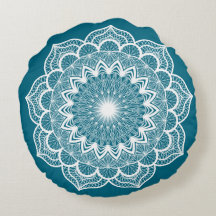 Mandala blanc sur fond bleu