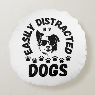 Coussins Ronds Mignon facilement distrait par les chiens amateurs
