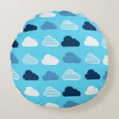 Coussins Ronds Minimal Clouds Pattern – Blue Sky Vibes (Devant)