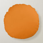 Coussins Ronds Orange solide<br><div class="desc">Une couleur orange chaude avec un modèle de texte vide en trois lignes. Cliquez sur personnaliser pour ajouter des mots ou des noms courts, ou achetez-le tel quel, en tant que couleur unie correspondante. Si vous voulez que le mot soit au milieu, laissez la première ligne vide, puis écrivez le...</div>