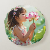 Coussins Ronds Petite fille douce qui sent une fleur (Dos)