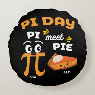 Coussins Ronds Pie gratuite sur Pi day For Math Lovers and Friend
