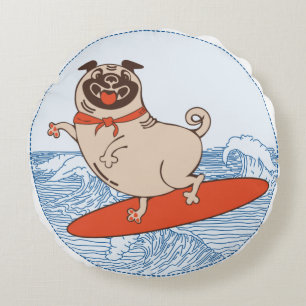 Coussins Ronds Pug heureux en surf sur une planche de surf bout