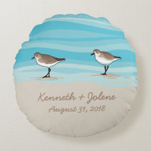 Coussins Ronds Sandpipers sur la plage Date de Mariage Noms dans
