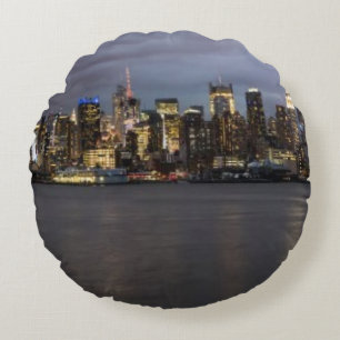 Coussins Ronds Vue panoramique de début de soirée de Manhattan