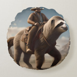 Coussins Ronds "Wild West Wonders : Cowboy Riding a Sloth Horse"