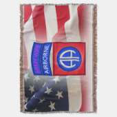 Couverture 82e escadre aéroportée (devant Vertical)