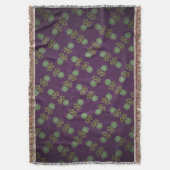 Couverture à franges avec fleur sur pourpre (devant Vertical)
