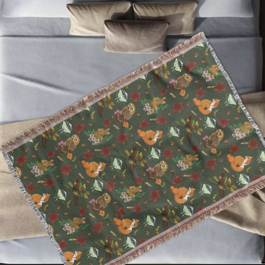 Couverture Animaux de la forêt automnale, motif vert